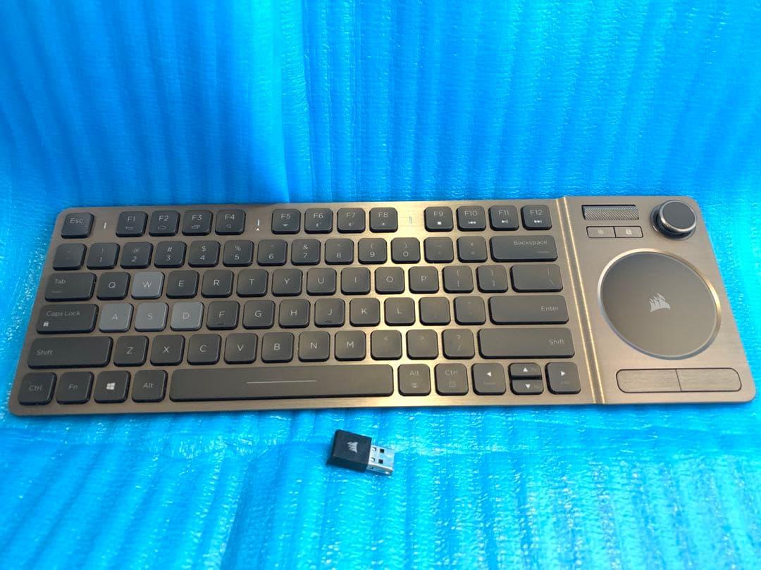 CORSAIR コルセア K83 ワイヤレス エンターテイメントキーボード