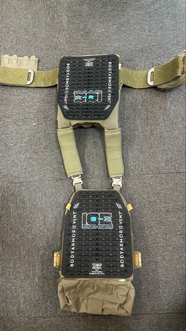 全て実物 FERRO CONCEPTS他 組み込み内容全て実物プレートキャリア