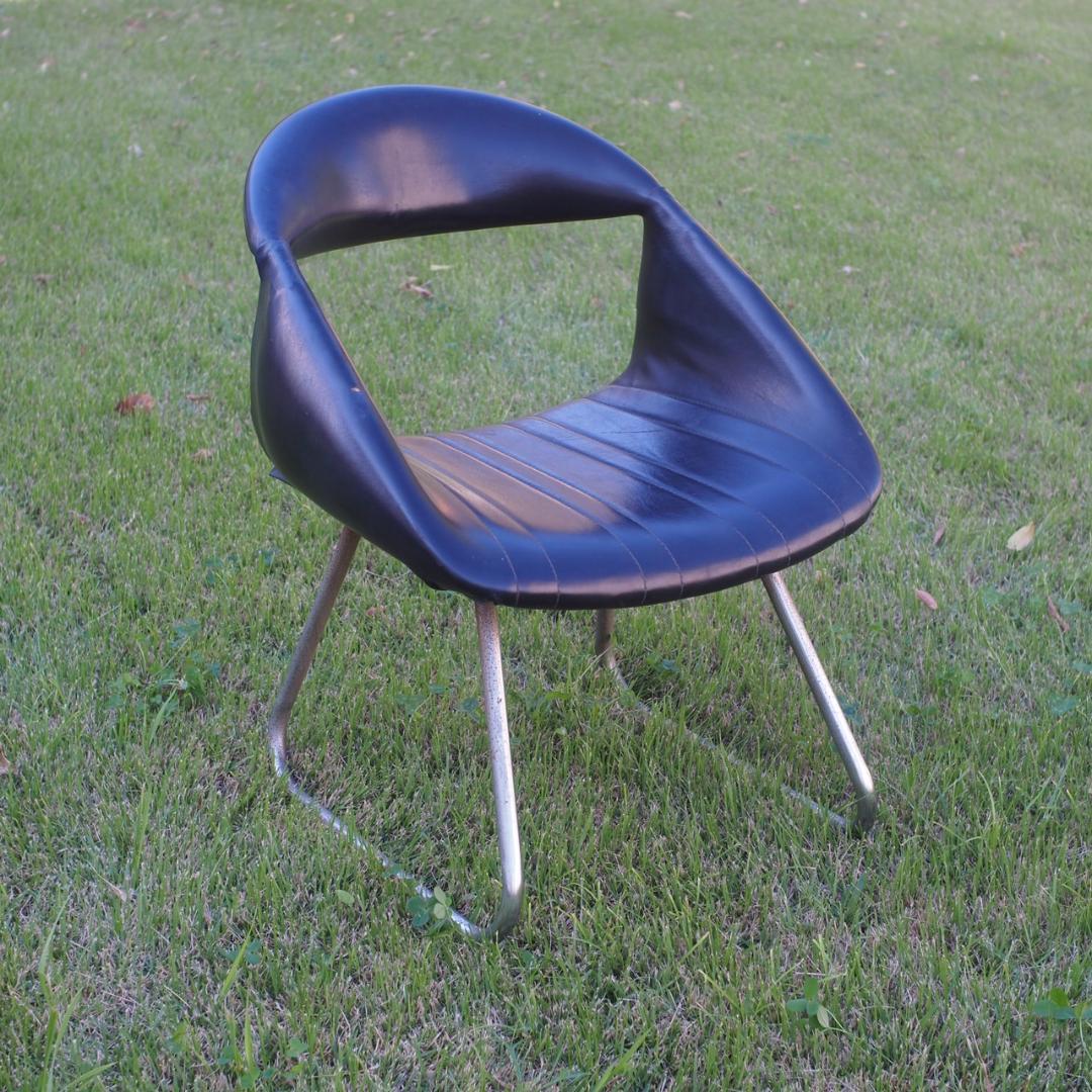 ①ラウンジチェア 黒 ミッドセンチュリー 昭和レトロ