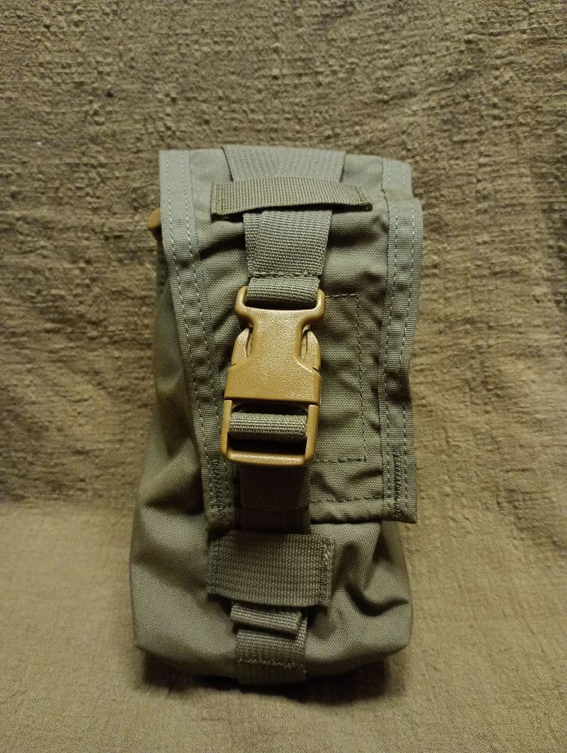 個人装備 T.REX Hydro Pouch Ranger Green