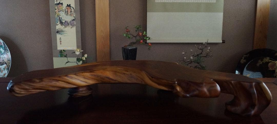 老楠一枚板 花台 小卓飾台 盆栽台 香炉台 自然体 刳り貫き三足重さ3.7ｋg★