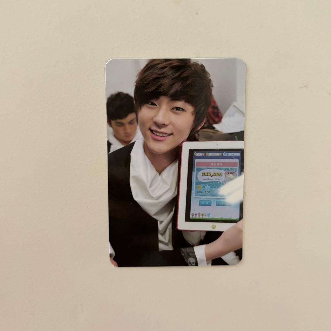 未使用 NU'EST ニュイスト ミニョン ファンミンヒョン トレカ グッズ