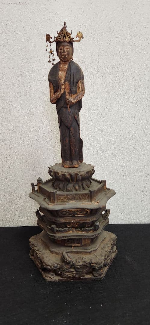 仏像‥木彫観音立像‥仏教美術 楽天市場】ミャンマー 花梨(かりん)木 観音菩薩立像 木の雕刻品 沈香