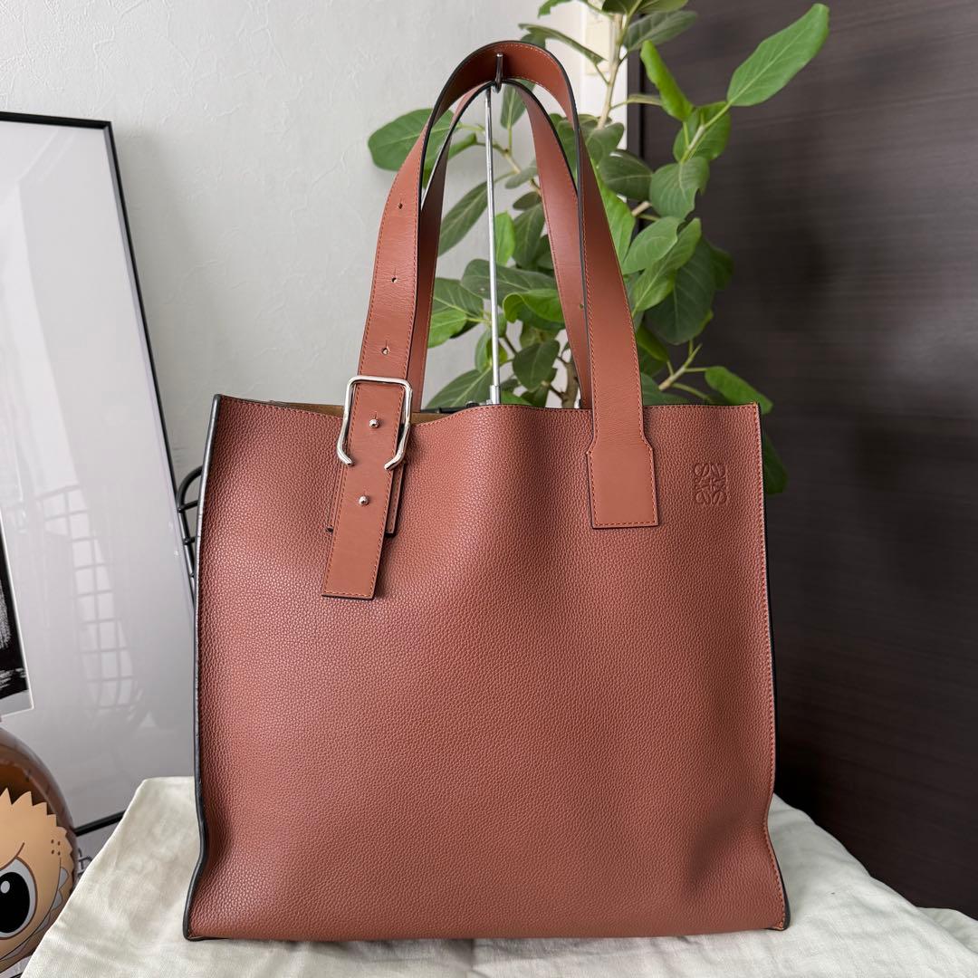 LOEWE バックル トートバッグ ソフトグレインカーフ タン ブラウン