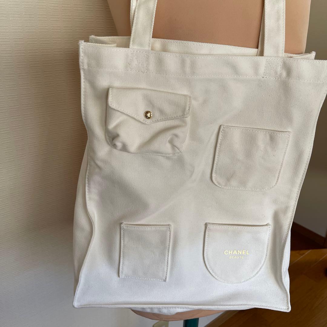 シャネル 新品 ノベルティ トートバッグ 白 - メルカリ