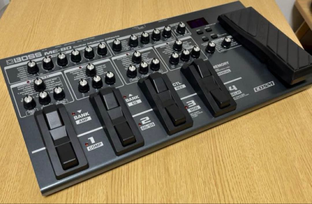 BOSS ME-80 マルチエフェクター美品エフェクターケース付属