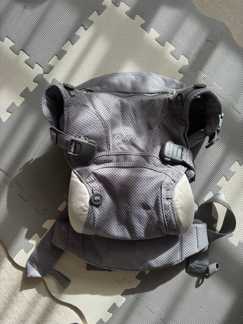 み*み様 ほぼ新品美品nuna cudl clik 抱っこ紐