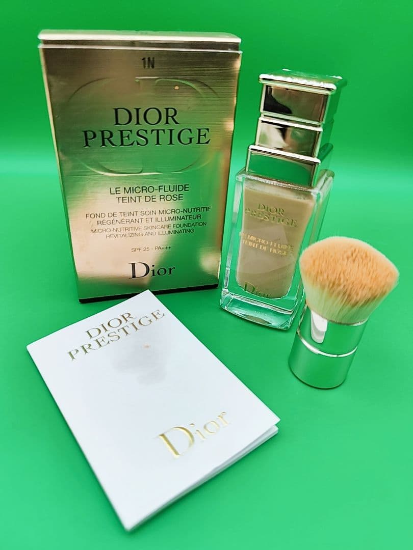 Dior プレステージルフルイドタンドゥローズ　リキッドファンデーション　残多