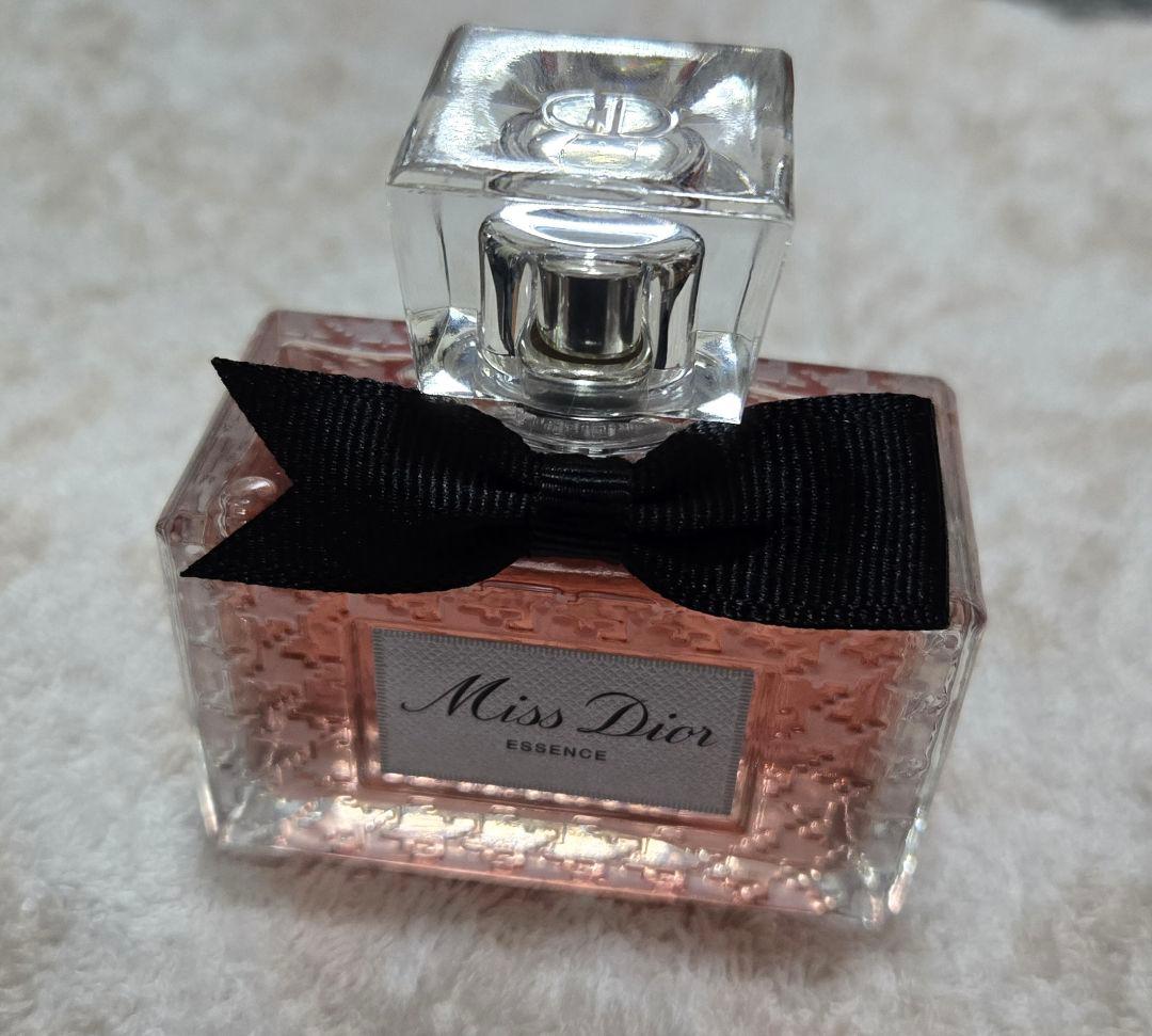 Miss Dior Essence /ミス ディオール エッセンス 50mL