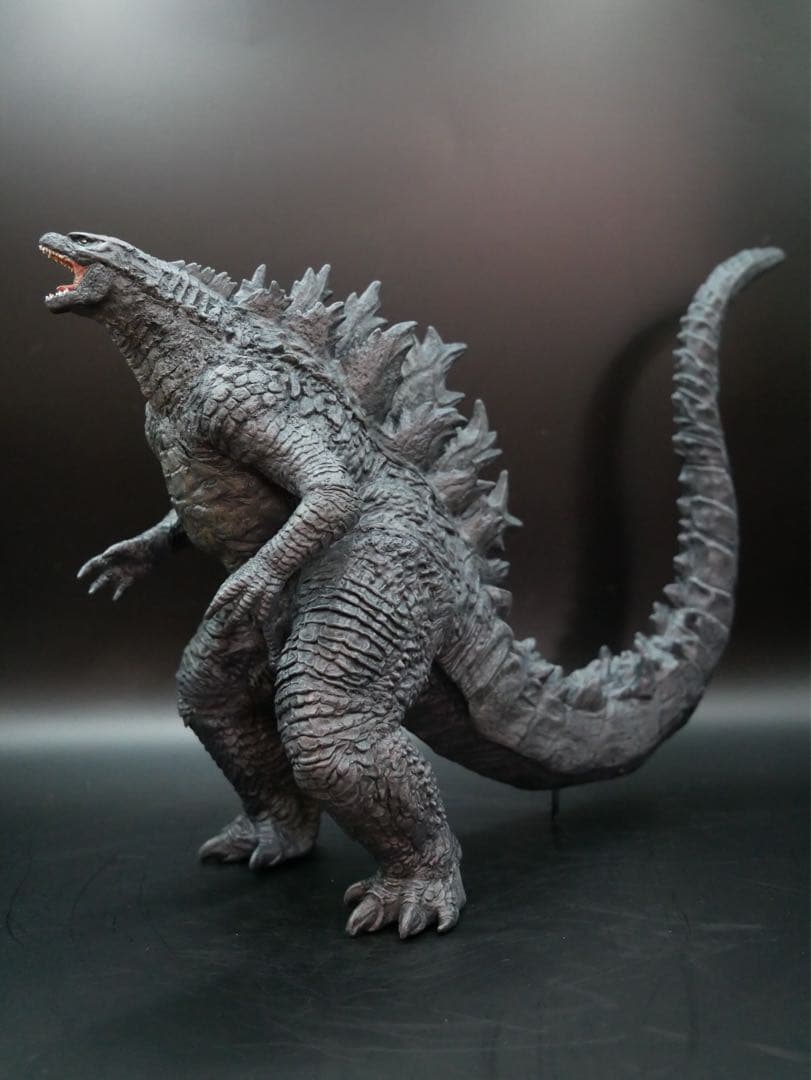 ムービーモンスターシリーズ　ゴジラ　2019 楽天市場】【送料無料】ゴジラ ムービーモンスターシリーズ ゴジラ2019