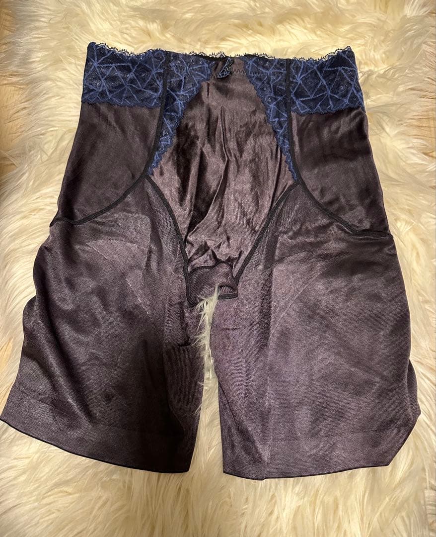 マルコ カーヴィシャスカレス ブラック ロングガードル Q