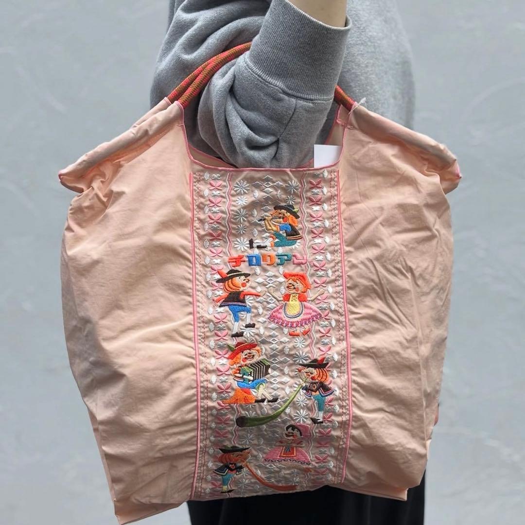 ☆チロリアン ボールアンドチェーン ピンクベージュ 千鳥屋 新品・未