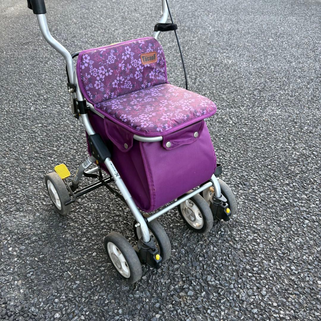 TacaoF シルバーカー 花柄 紫 座面 歩行補助 介護 幸和製作所 - メルカリ