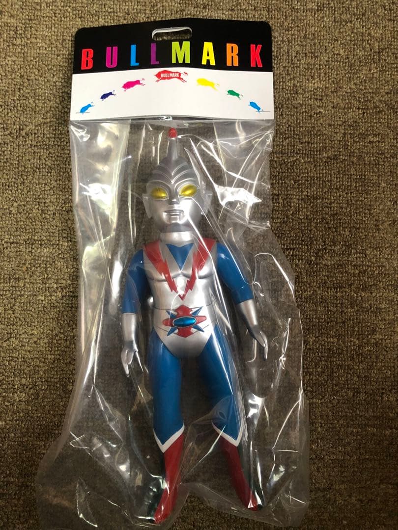 ブルマァク　流星人間ゾーン　ソフビ　墓場の画廊