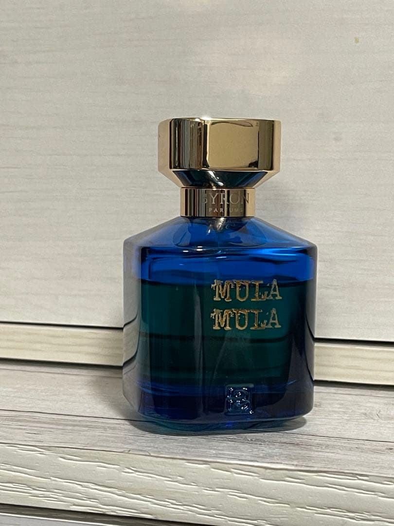 バイロン　ムラムラ　Byron Mula Mula