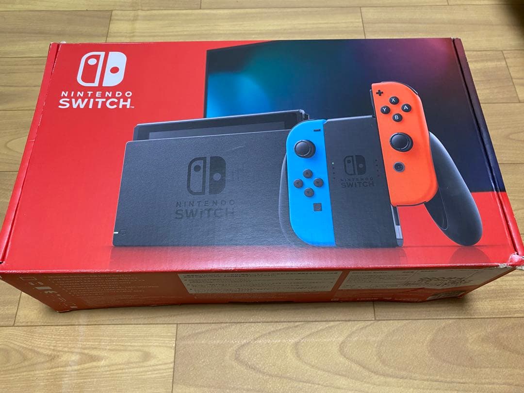 M*u様 Nintendo Switch 本体 青/赤 Joy-Con