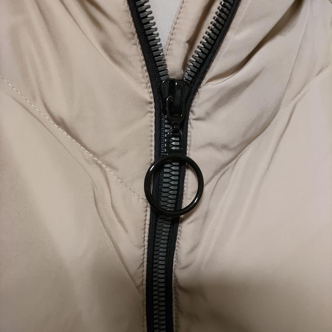 in der stadt Daunen】フード付きミドル丈ダウンジャケット - メルカリ