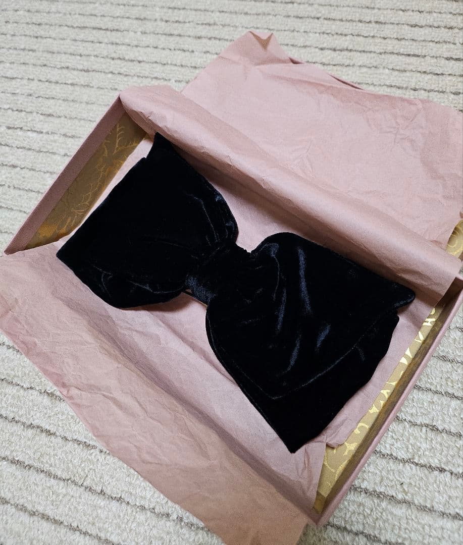 チロル様専用※【希少·早い者勝ち】MIU MIU ベロアバレッタ - メルカリ