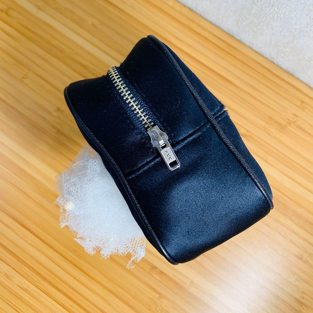 LUDLOW ラドロー うさぎモチーフティッシュケース付きポーチ - メルカリ