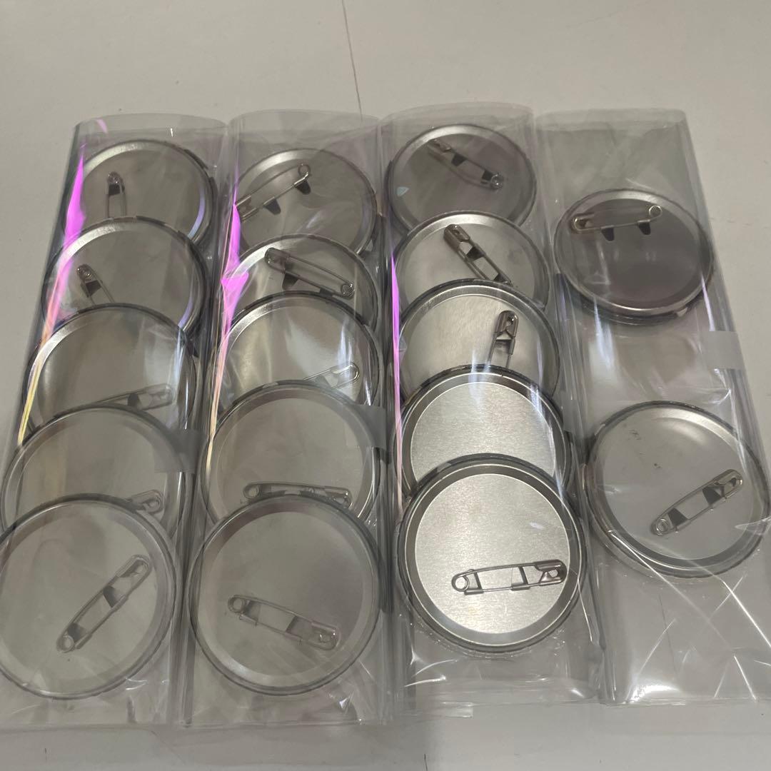 L14.しまさかバースデー 2018 等身 缶バッジ 志麻 ラスフレ - メルカリ