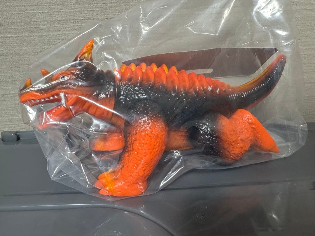 MARUSAN マルサン ソフビ パゴス 350 バーニングオレンジ 銀目