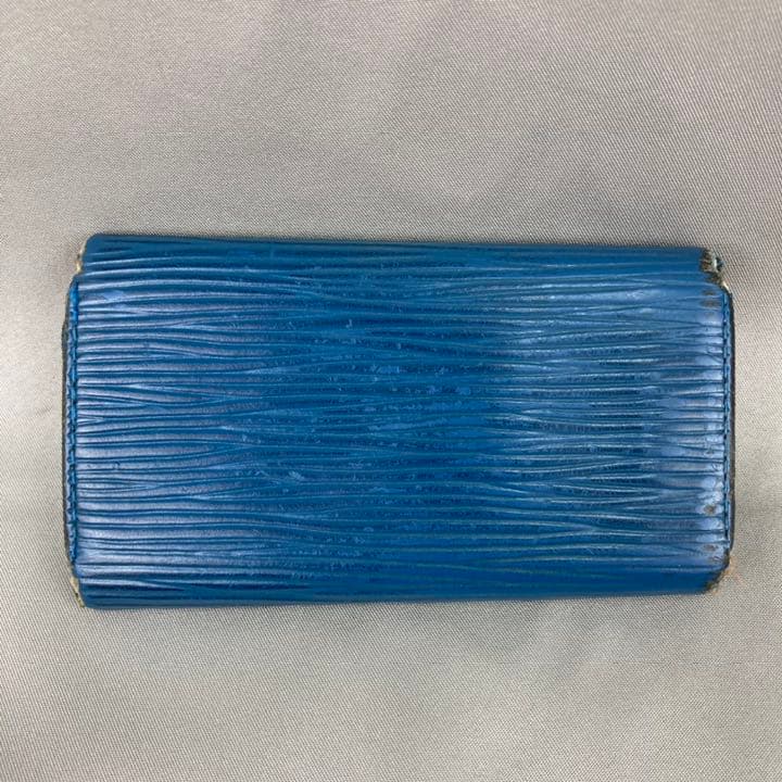 LOUIS VUITTON ルイヴィトン エピ 4連キーケース 青 レザー - メルカリ
