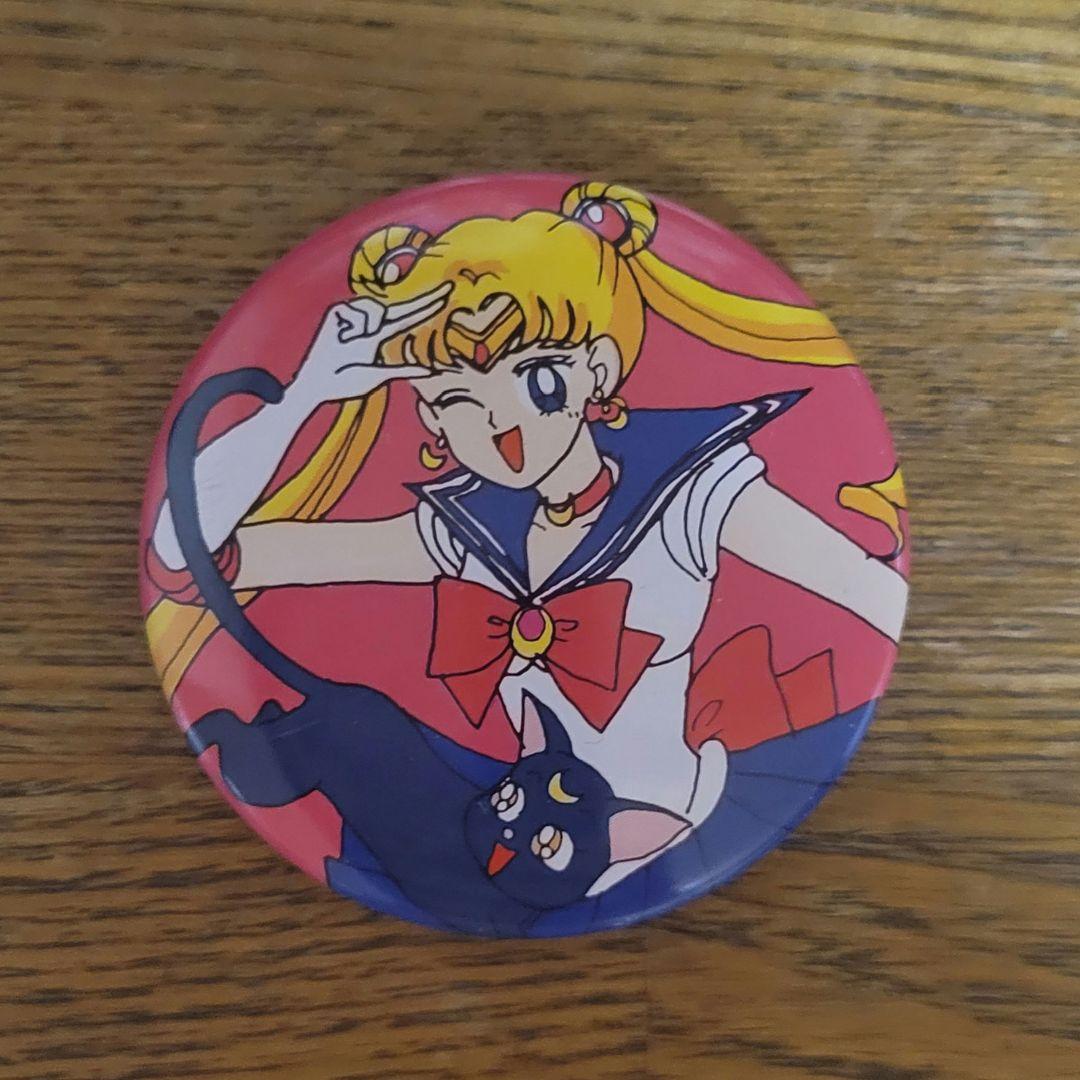 セーラームーン ルナ うさぎ 缶バッジ 当時物 昭和平成レトロ Embroidery canned badges volume 1 🌸🗼🌙 Follow me @sailorsnubs
