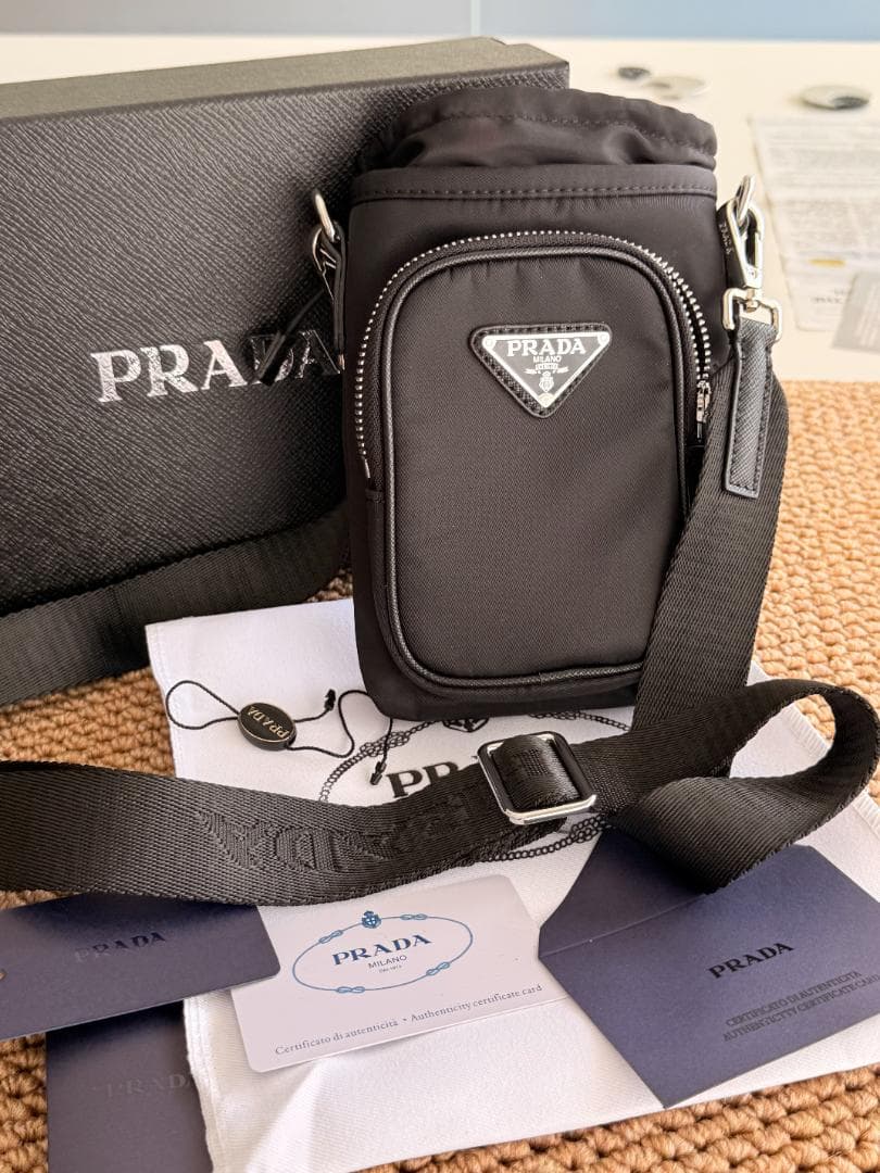 早い者勝ち! ブラック ショルダーバッグ