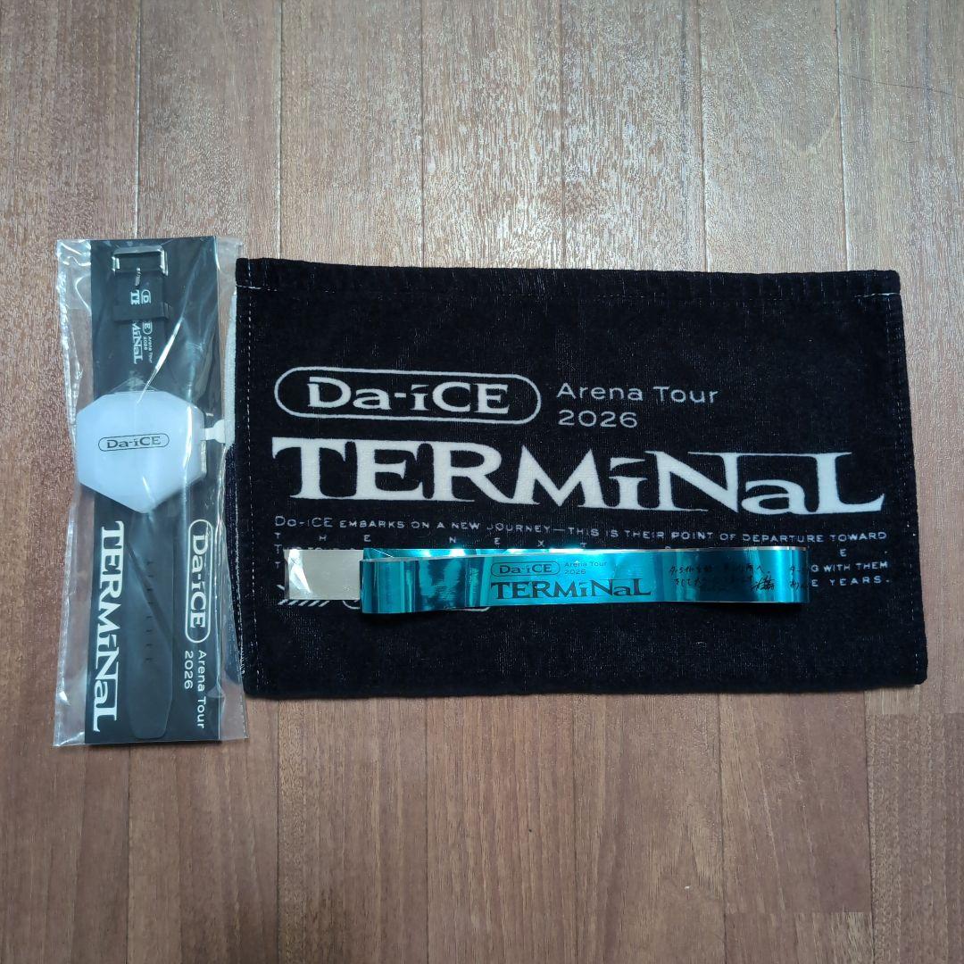Da-iCE TERMiNAL 2026 ブレスレットライト&タオル - メルカリ