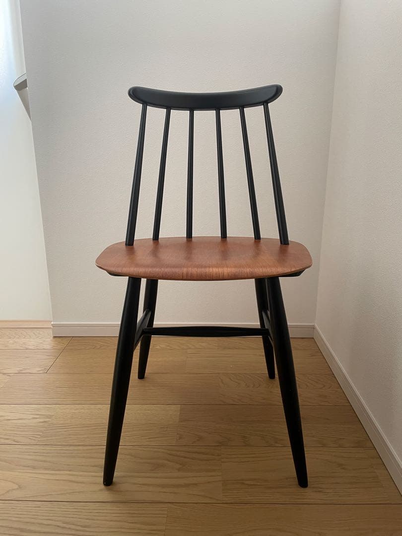 イルマリ タピオヴァーラ　ファネットチェア