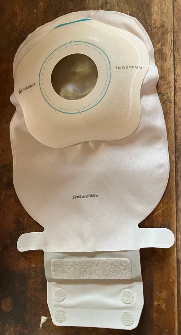 Coloplast SenSura Mio オストミー用パウチ　10枚入　新品！