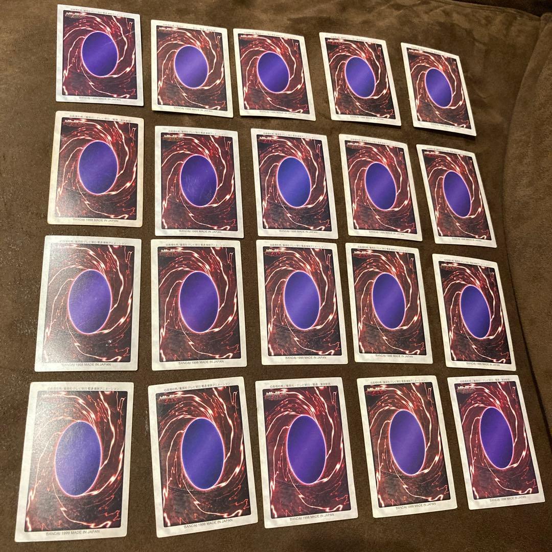 遊戯王カード バンダイ版 40枚まとめ売り - メルカリ