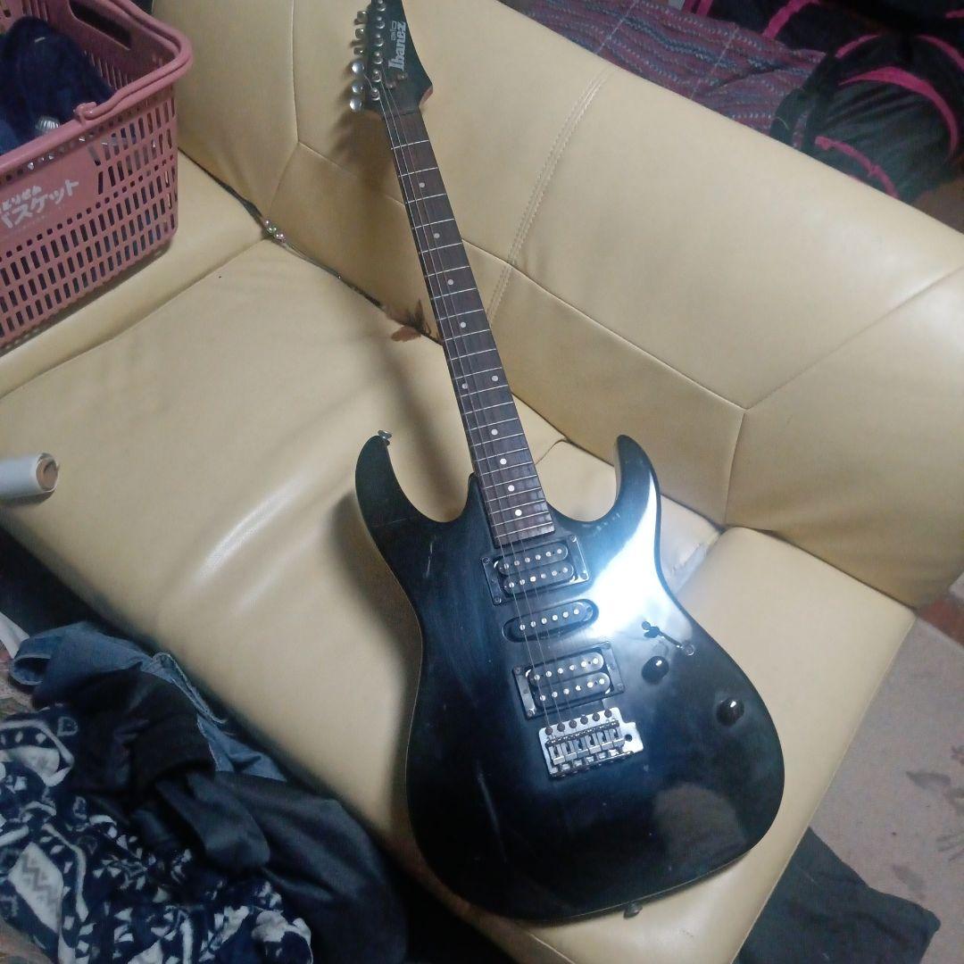 ブラック エレキギター 22フレット ハムバッカー