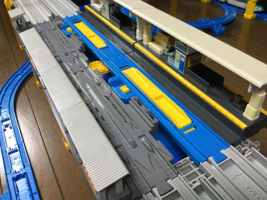 プラレール線路 高架複線3段グレー色レイアウト♪ アドバンス対応