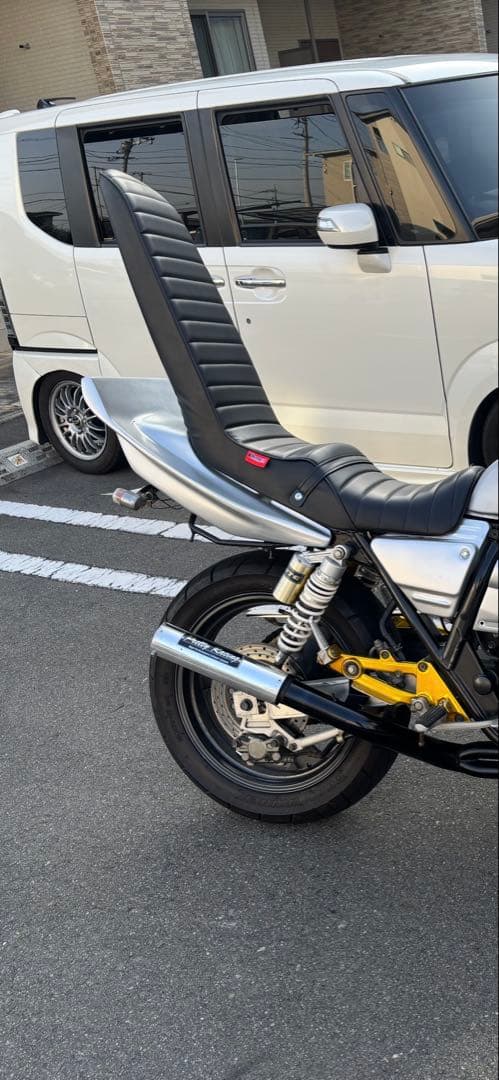 XJR400三段シート、ポイントカバー