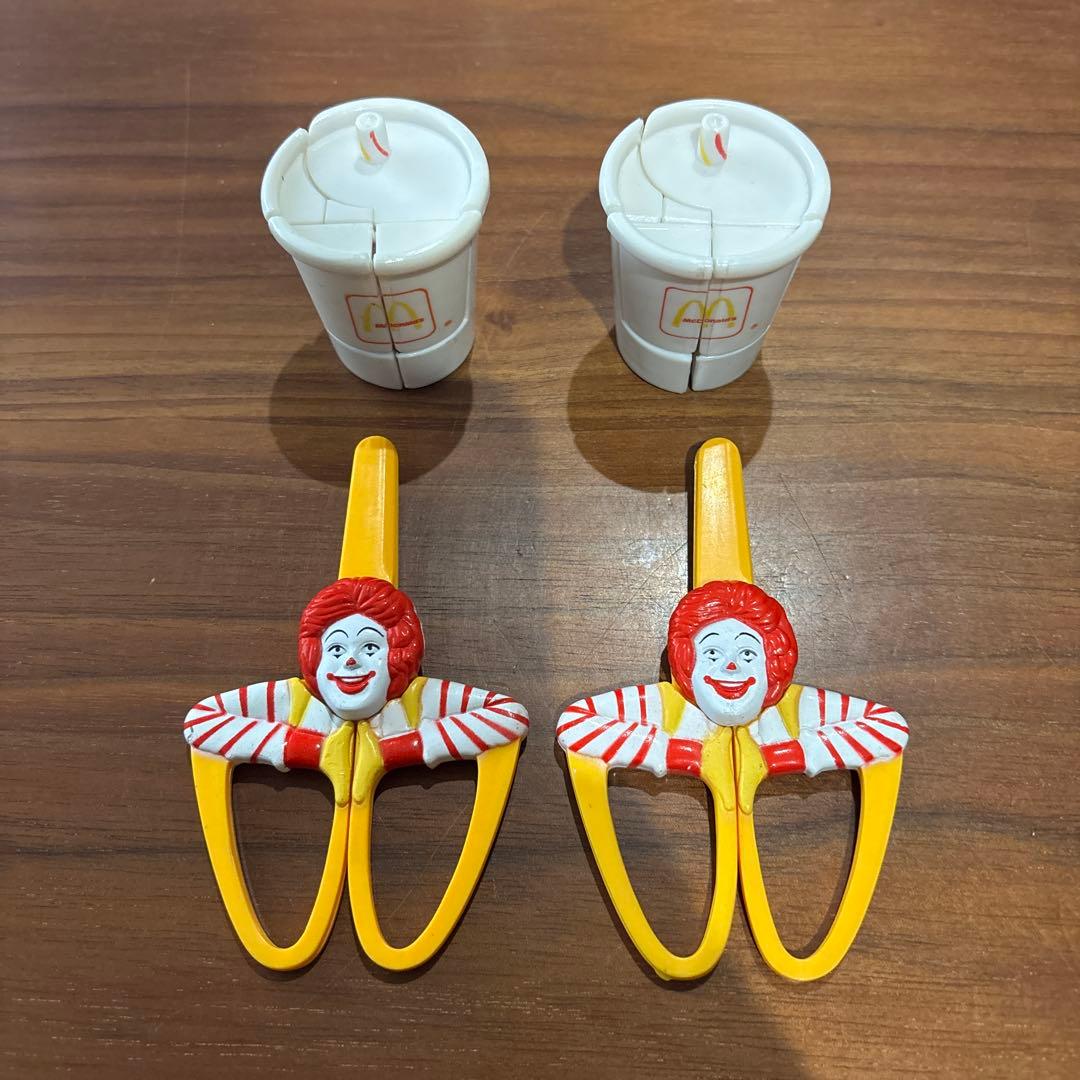 1991年 マクドナルド ドナルド ハサミ 変身する￼シェイク ￼非売品 おまけ 1991年 マクドナルド ドナルド ハサミ 変身する￼シェイク ￼非売品 おまけ