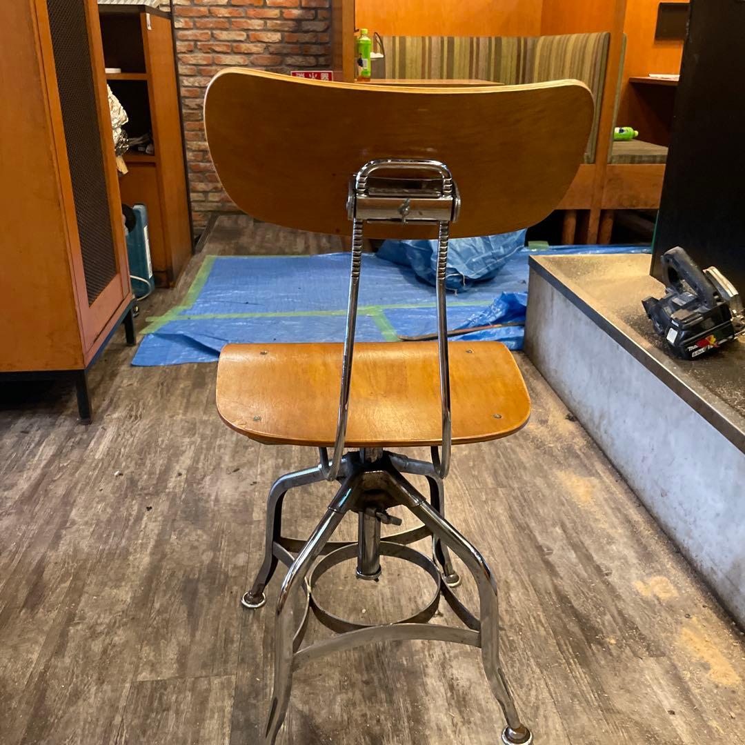 木製座面椅子　アンティーク ノーザンオハイオドレスチェア本物です　錆あり