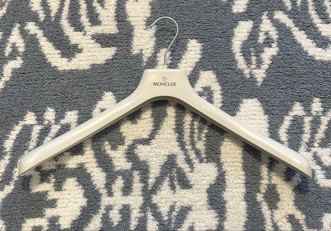 《MONCLER》ロングダウンジャケット