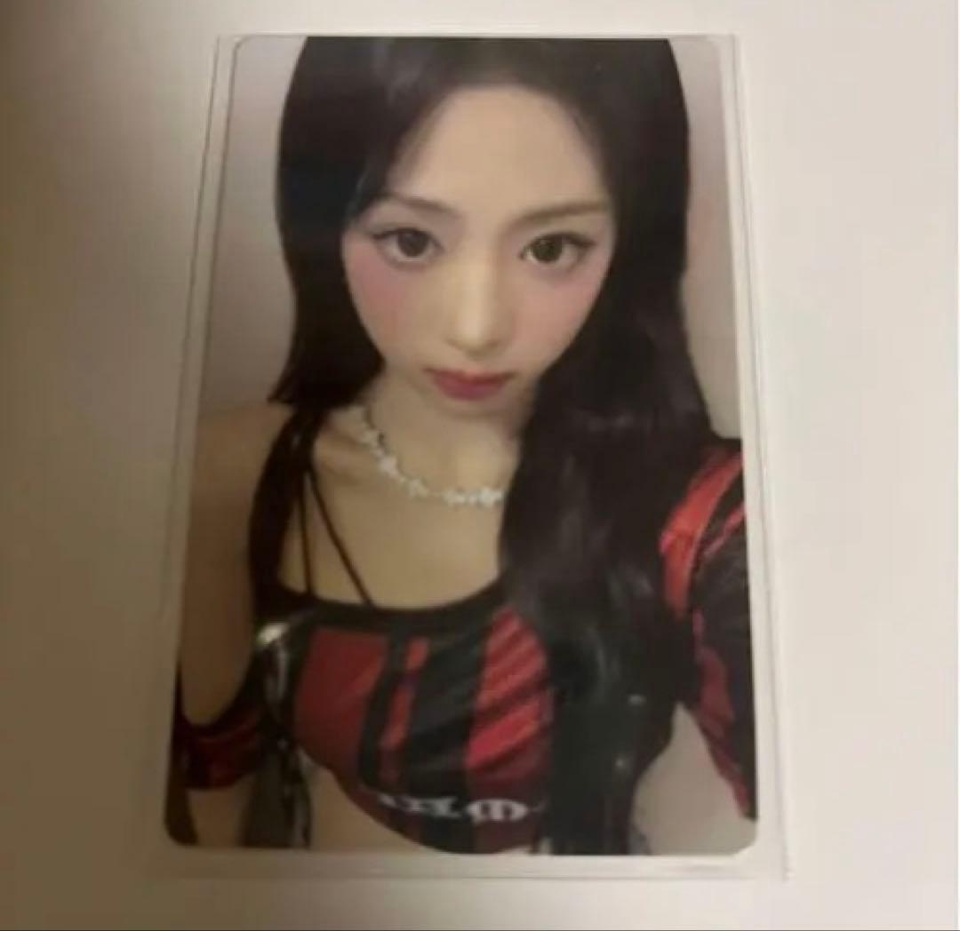 BABYMONSTER 台北限定 ワルツ アヒョン トレカ C ベビモン - メルカリ