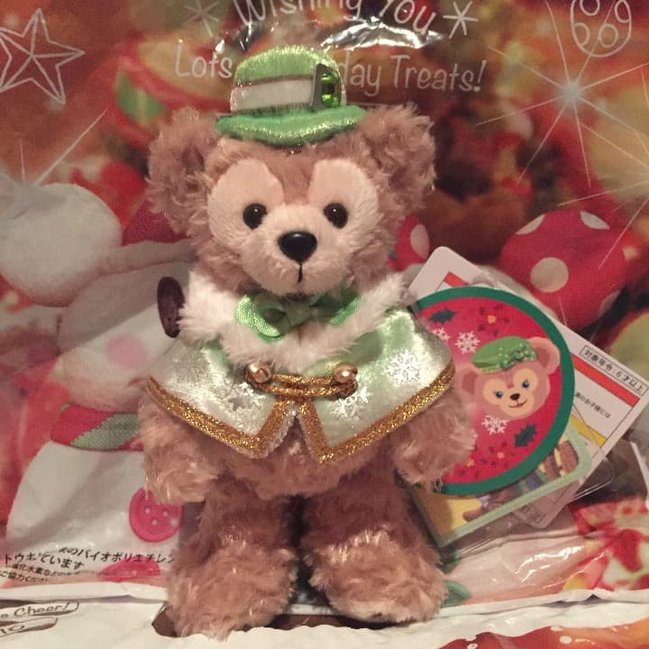 お譲り先決まりました♡④ ダッフィー ぬいぐるみバッジ ぬいぐるみ 歴代ダッフィー2種＆最初期の「ぬいぐるみバッジ」が復刻販売！ 投票で