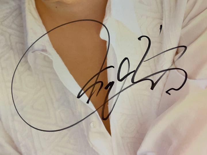 菅田将暉 直筆サイン入りポスター - メルカリ