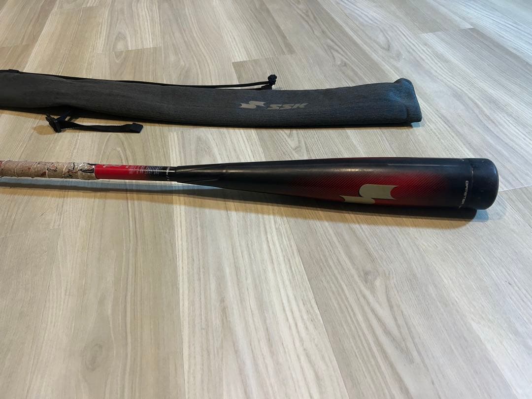 MM23 少年用軟式バット 赤/黒 綺麗 690g 80cm 値下げ交渉承ります