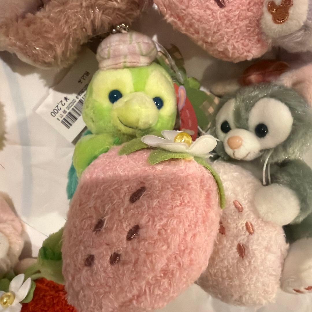 顔厳選 新品未使用ハートフェルトストロベリーギフト ぬいぐるみ