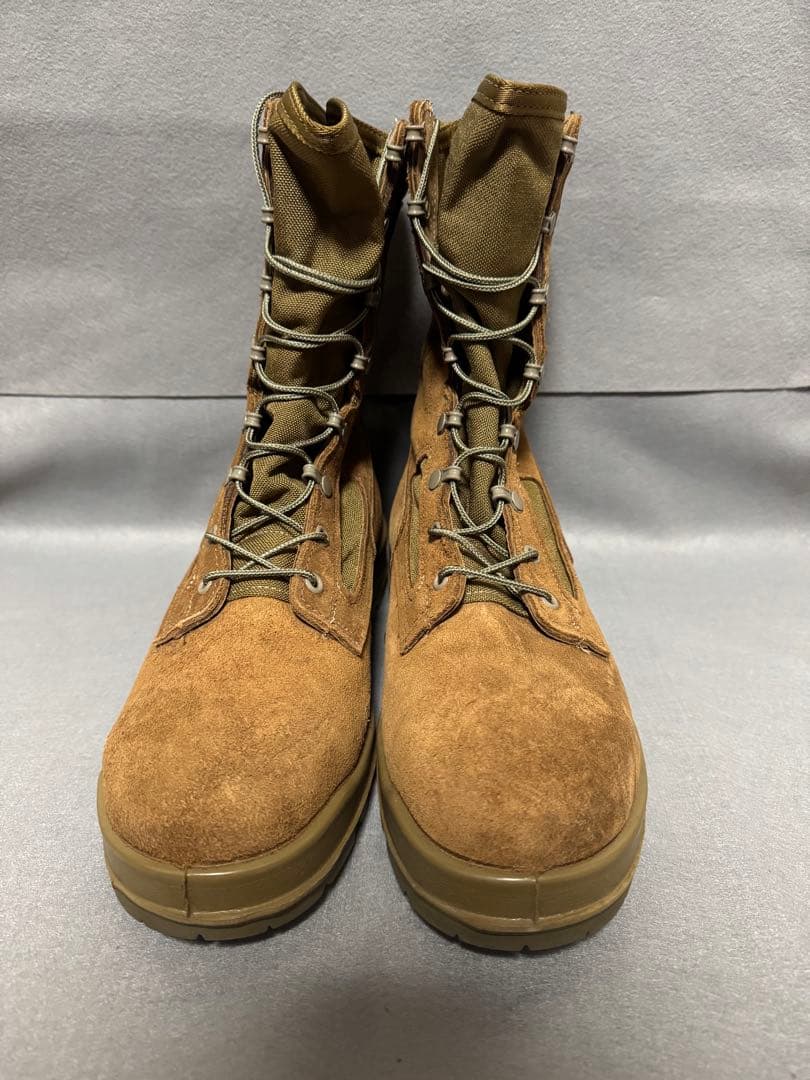 BELLEVILLE 550 ST デザートブーツ
