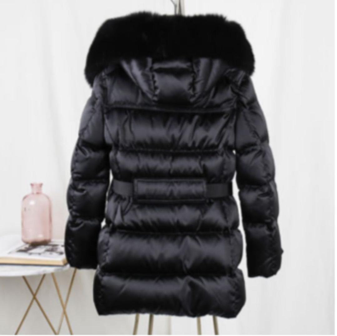 PRADA フォックスファーダウンコート - メルカリ