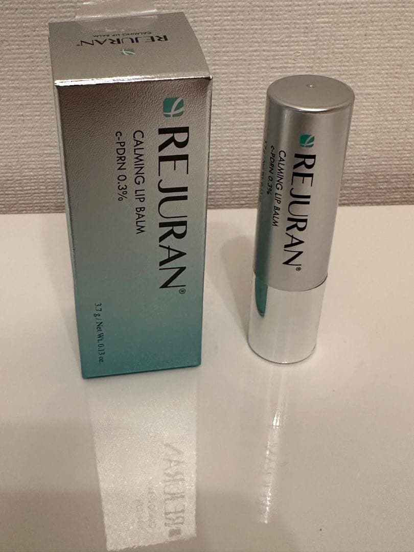 REJURAN プレミアムリップバーム　新品　きるあ様お取り置き