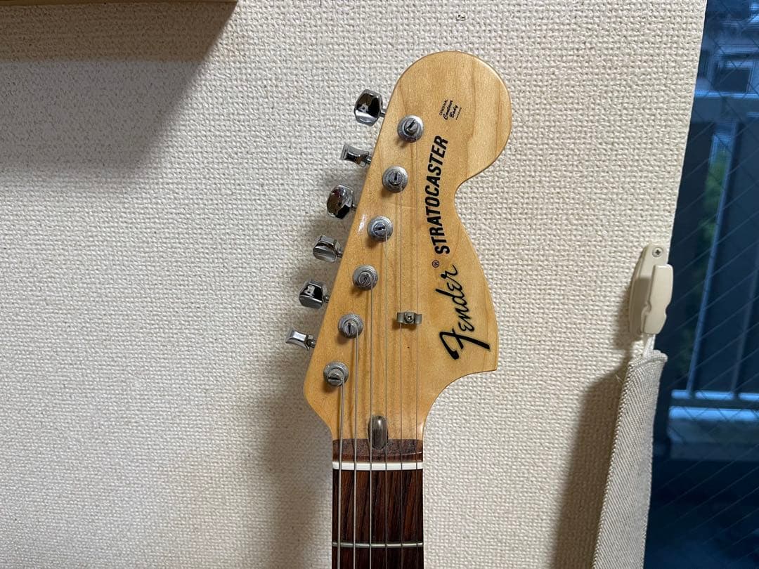 hindsシール付】Fender American Vintage '70s - メルカリ