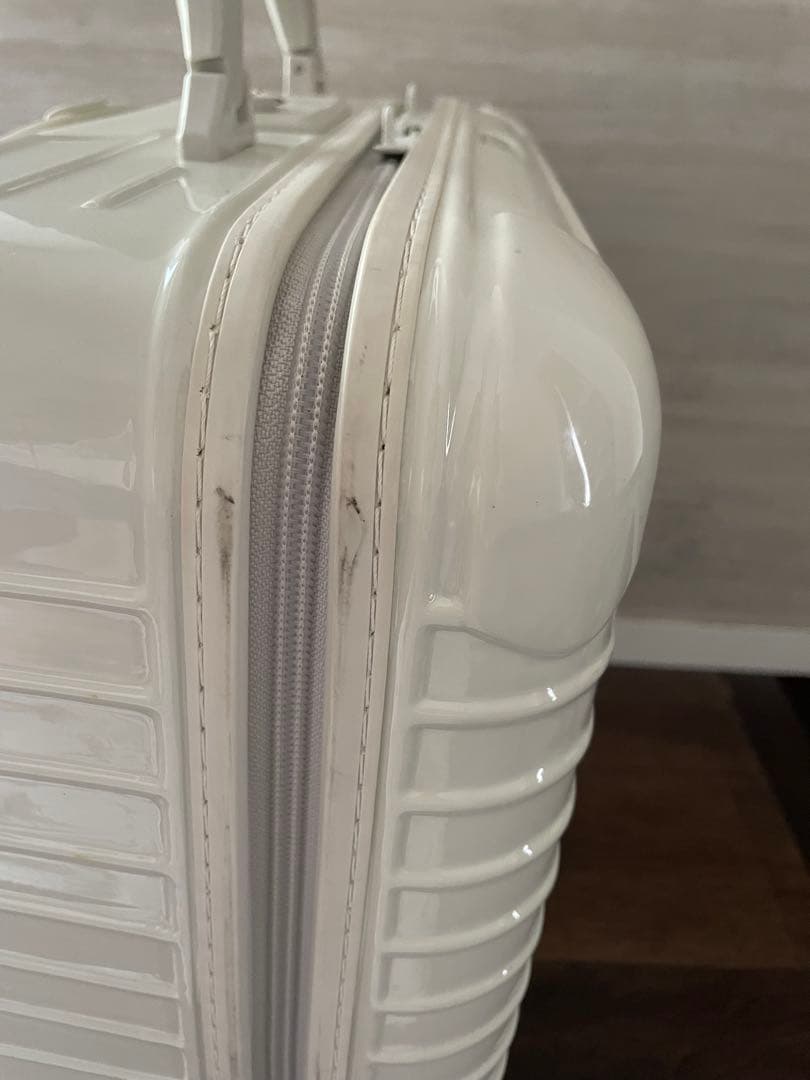 《値下げ中》RIMOWA リモワ　アローズキャリーケース　23L 機内持ち込み