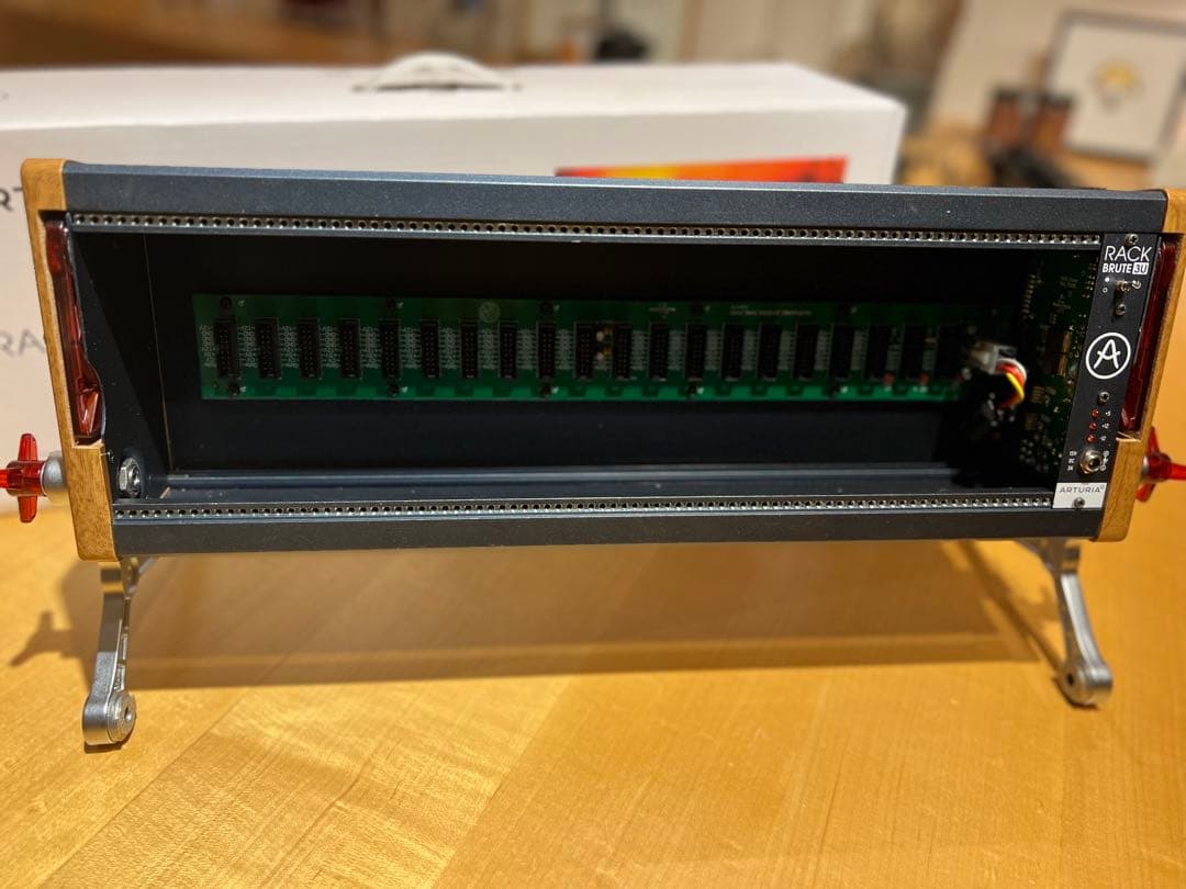 クラシックホビー・楽器・アート - Arturia Rackbrute 3U モジュラー