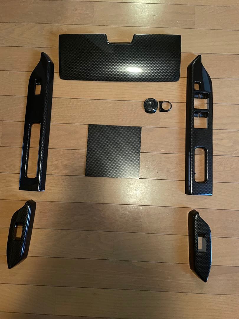 デリカD5カーボン調パネルグローブBOX、シフト、スイッチ全席、コンソールBOX クラフトワークス、デリカD:5用「LEDコンソールボックス」 置くだけで